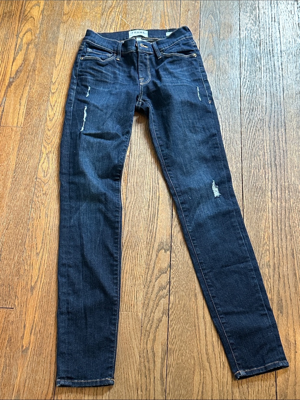 Frame Le Skinny de Jeanne Jeans 25 EUC Distressed